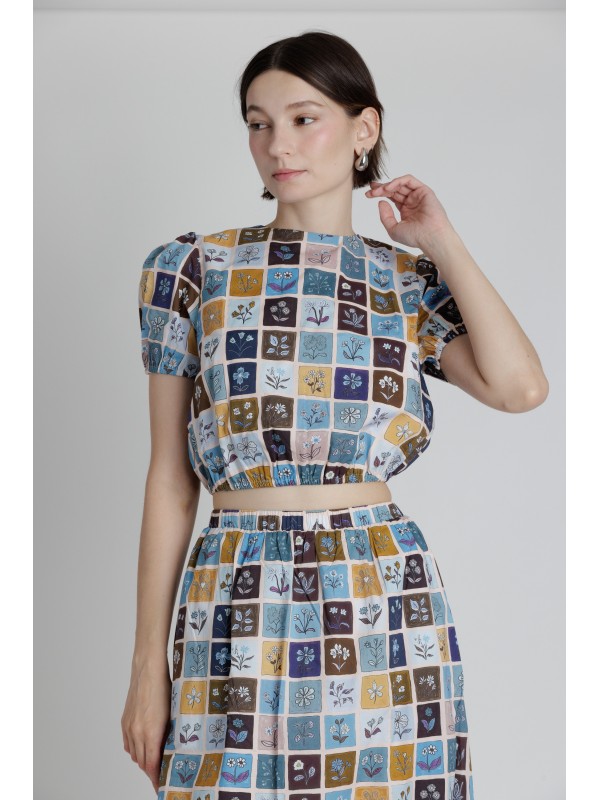 AT2617<br/>PRINTED CROP TOP